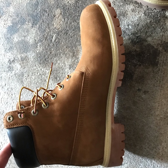 Timberland Boots - Picture 4 of 7